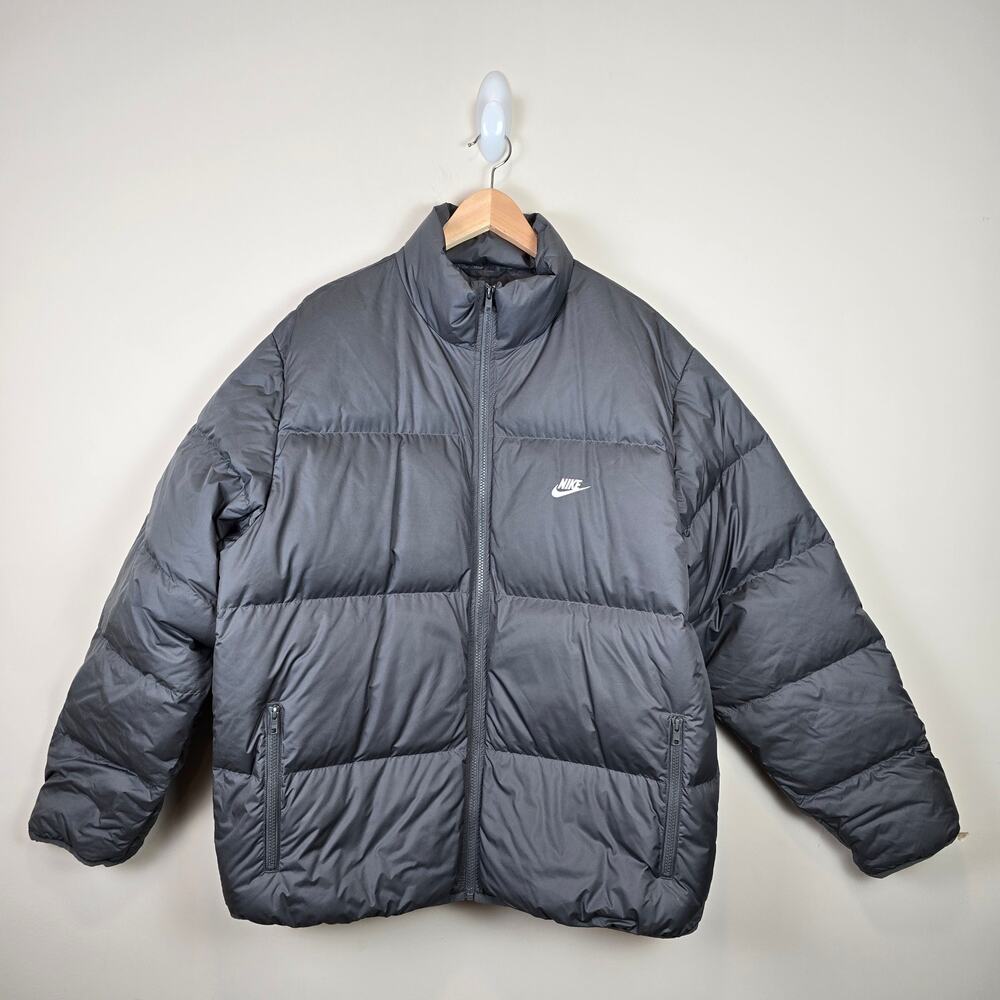 Nike Sportswear Club Mens Size L Iron Grey Therma-Fit Down Puffer Jacket IB2975